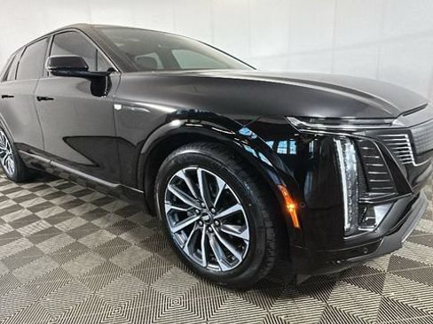 Used 2024 Cadillac Lyriq Sport AWD/4WD image 2