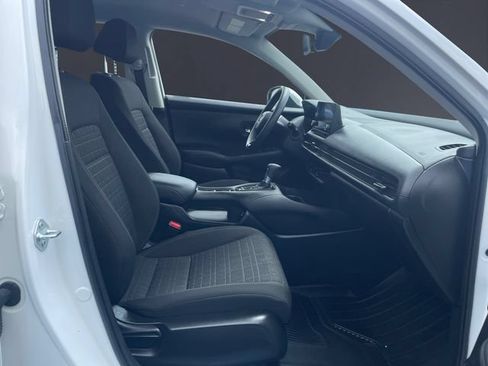 Certified 2024 Honda HR-V LX image 15