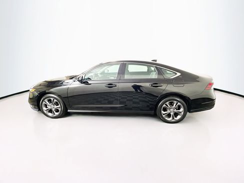 Used 2023 Honda Accord EX image 4