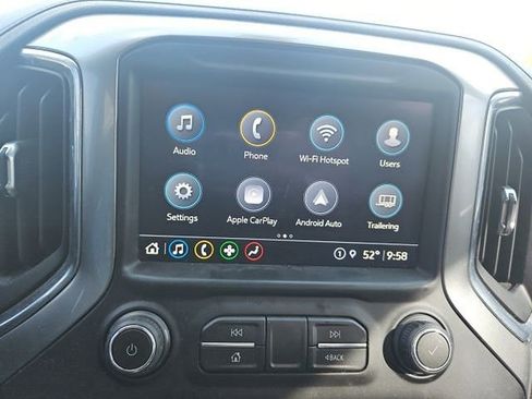 Used 2021 Chevrolet Silverado 1500 LT Trail Boss w/ Convenience Package II image 9