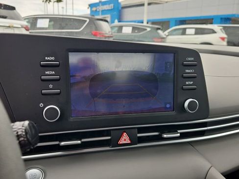 Used 2023 Hyundai Elantra SEL FWD image 24