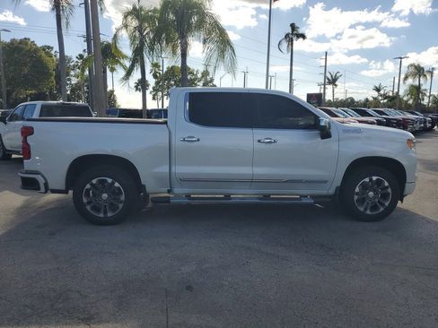 Used 2024 Chevrolet Silverado 1500 High Country image 8