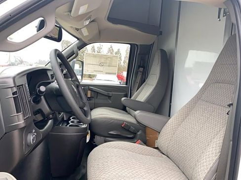 New 2024 GMC Savana 3500 w/ Power Convenience Package image 15