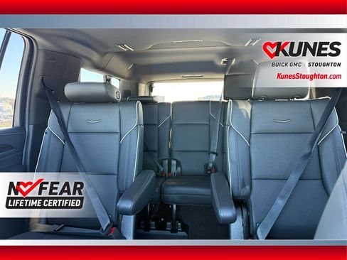 Used 2024 Cadillac Escalade ESV Premium Luxury AWD/4WD image 36