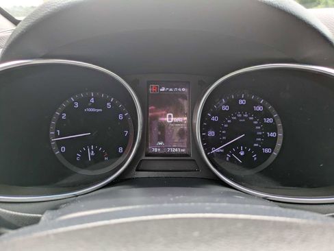 Used 2019 Hyundai Santa Fe XL FWD image 29