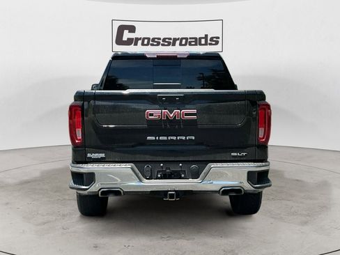 Used 2023 GMC Sierra 1500 SLT w/ SLT Premium Package AWD/4WD image 4