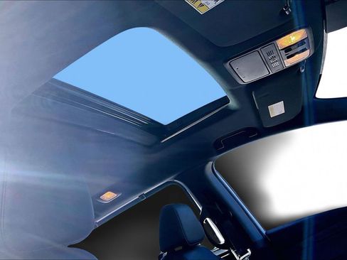 Certified 2023 Honda Odyssey Sport image 28