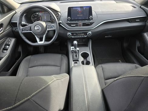 Used 2019 Nissan Altima 2.5 SV image 18