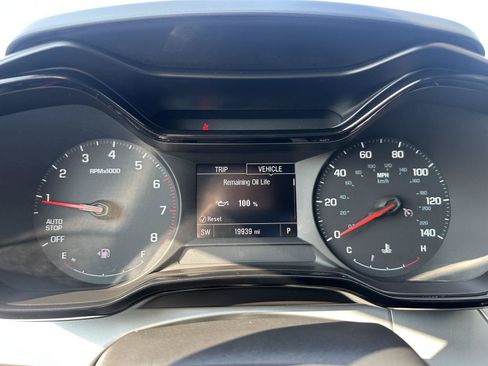 Used 2024 Chevrolet Trax LS w/ LS Convenience Package FWD image 20