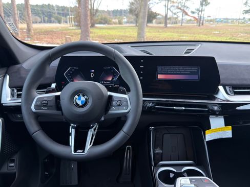 New 2026 BMW X1 xDrive28i w/ Technology Package image 3