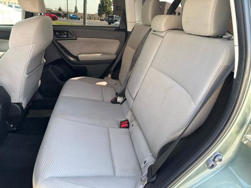 Used 2017 Subaru Forester 2.5i Premium AWD/4WD image 41