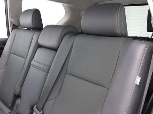 Used 2017 Lexus GX 460 Premium 4D SUV 4WD image 36