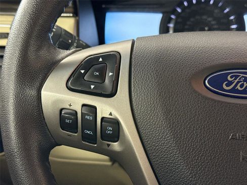 Used 2017 Ford Flex SEL w/ Equipment Group 202A image 17