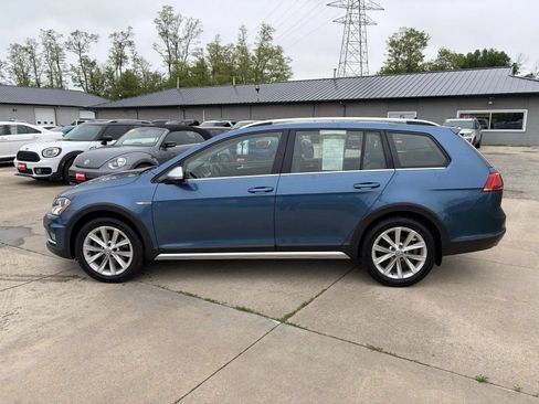 Used 2017 Volkswagen Golf Alltrack SE AWD/4WD image 5