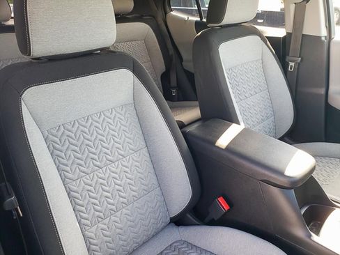 Used 2023 Chevrolet Equinox LT w/ Driver Convenience Package image 31