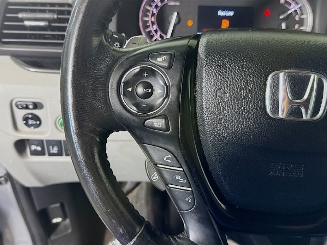 Used 2017 Honda Pilot Elite image 13