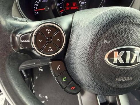 Used 2014 Kia Soul image 12