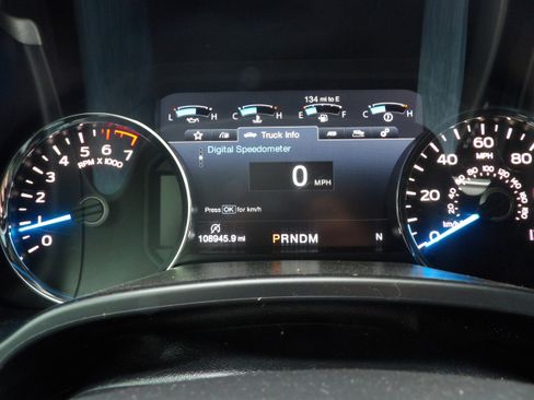 Used 2017 Ford F150 Lariat w/ Equipment Group 502A Luxury image 16