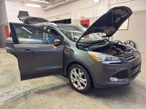 Used 2016 Ford Escape Titanium w/ Equipment Group 301A image 7