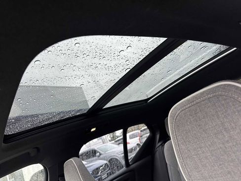 Certified 2023 Volvo XC40 Recharge Ultimate image 23