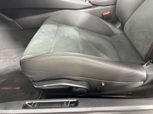 Used 2023 Porsche 718 Cayman GT4 image 21