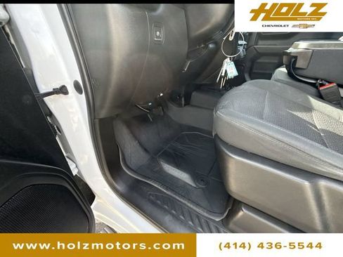 Certified 2022 Chevrolet Silverado 1500 Custom AWD/4WD image 32
