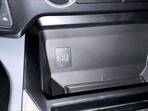 Used 2025 Ford F250 XLT w/ 360-Degree Camera Package image 32