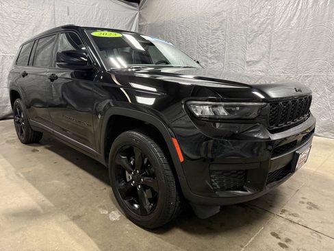 Used 2023 Jeep Grand Cherokee L Laredo AWD/4WD image 1