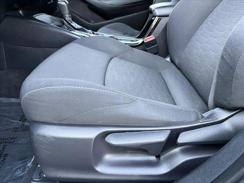 Used 2022 Toyota Corolla SE image 11