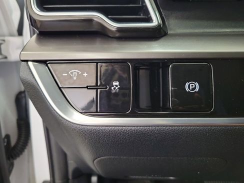 Used 2023 Kia Sportage EX FWD image 31