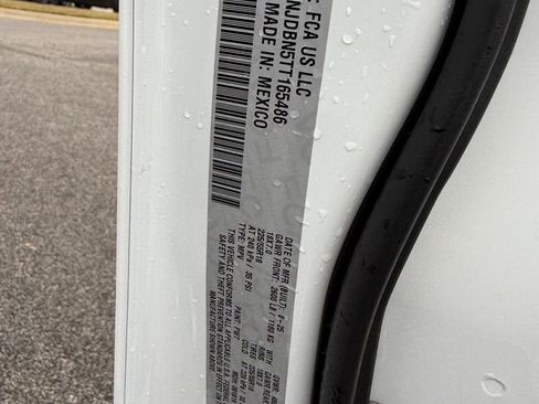 New 2026 Jeep Compass Latitude image 29