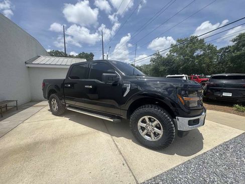 Used 2024 Ford F150 XLT AWD/4WD image 4