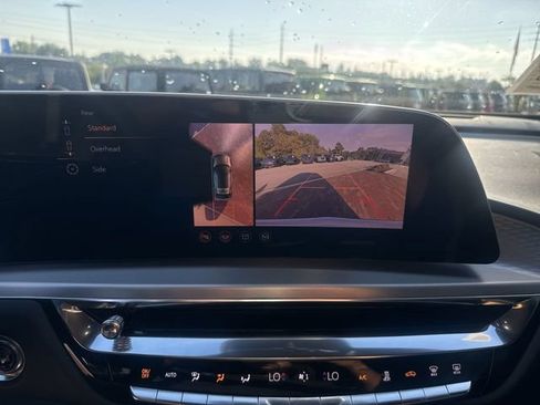 Used 2024 Cadillac Lyriq Luxury RWD image 19