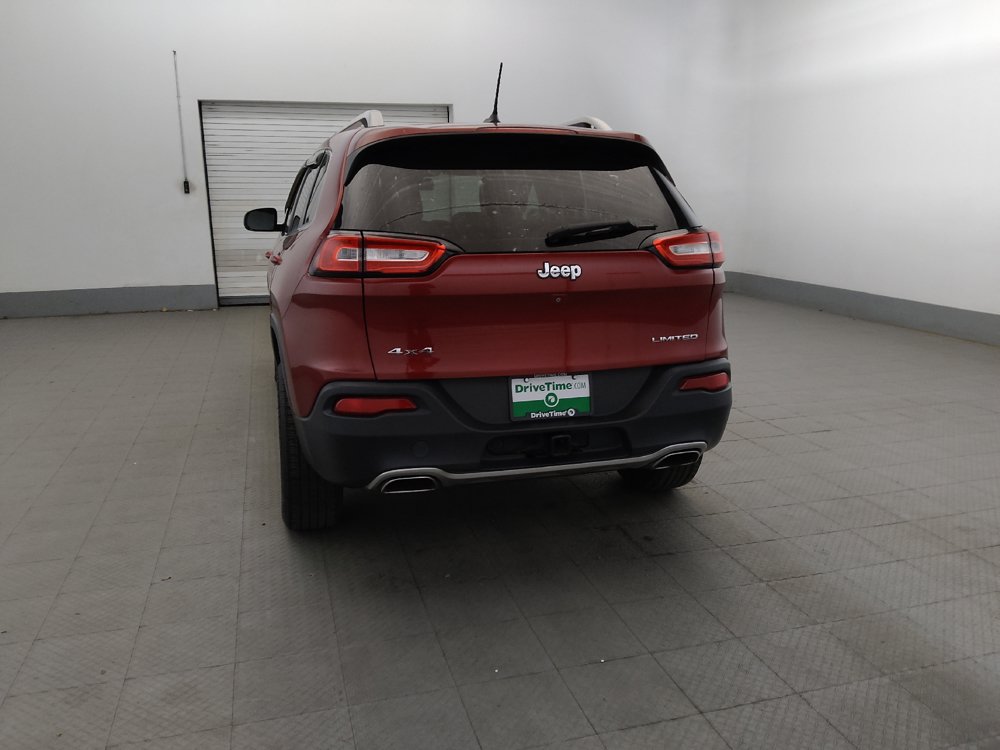 Used 2015 Jeep Cherokee Limited w/ Luxury Group AWD/4WD image 6