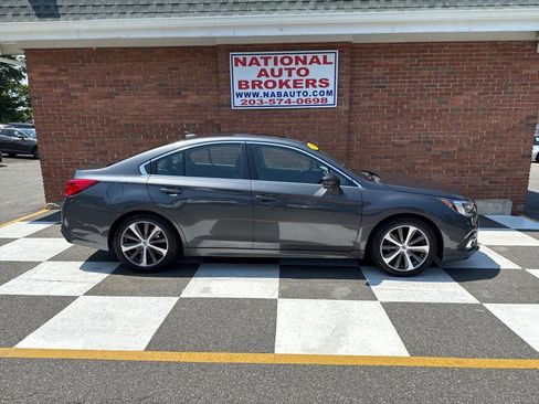 Used 2019 Subaru Legacy 2.5i Limited image 2