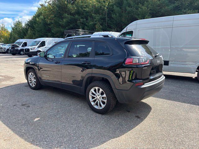 Used 2020 Jeep Cherokee Latitude FWD image 5