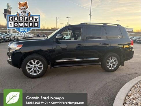 Used 2021 Toyota Land Cruiser image 4