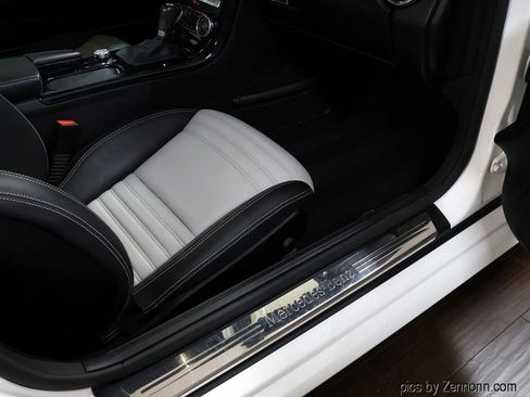 Used 2014 Mercedes-Benz SLK 250 image 29