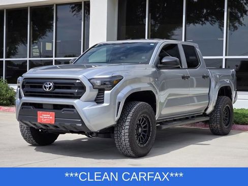 Used 2025 Toyota Tacoma SR RWD image 3