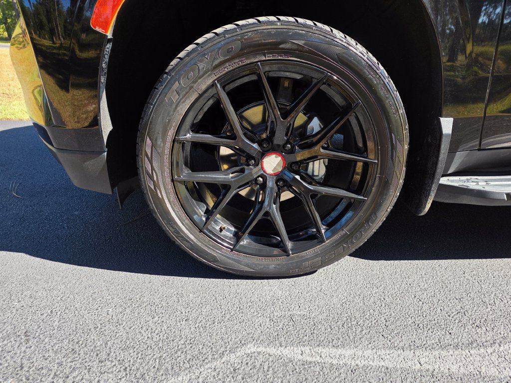 Used 2023 Chevrolet Tahoe RST w/ Luxury Package RWD image 8