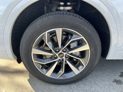 Certified 2024 Audi Q5 2.0T Premium w/ Summer of Audi Package image 13