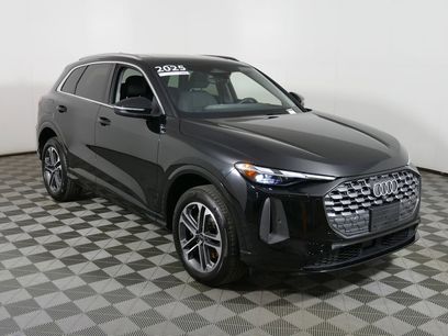 Used 2025 Audi Q5 Premium w/ Convenience Package