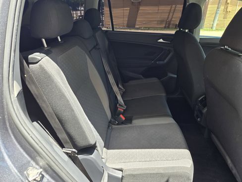 Used 2020 Volkswagen Tiguan S FWD image 11