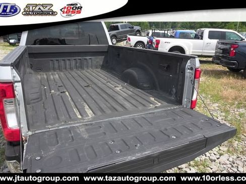 Used 2017 Ford F350 Lariat w/ Lariat Ultimate Package AWD/4WD image 11
