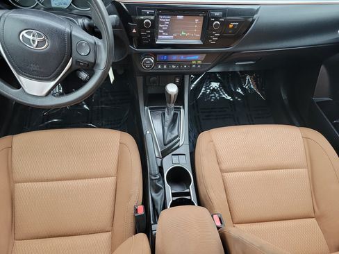 Used 2014 Toyota Corolla LE FWD image 13