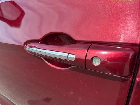 Used 2017 Chrysler Pacifica Touring-L Plus w/ Advanced Safetytec Group FWD image 25