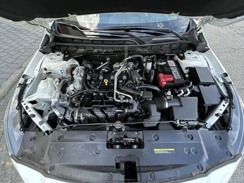 Certified 2023 Nissan Altima 2.5 SR FWD image 14
