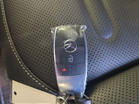Used 2026 Mercedes-Benz G 550 image 39