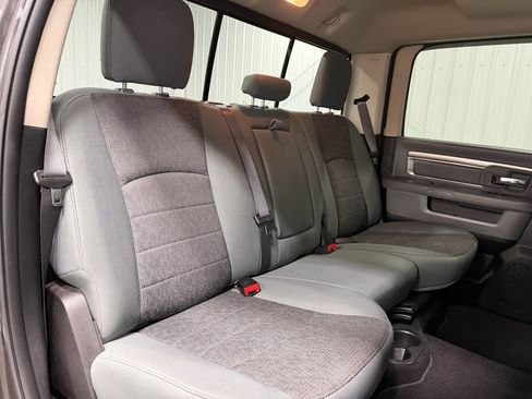 Used 2018 RAM 3500 Big Horn image 29