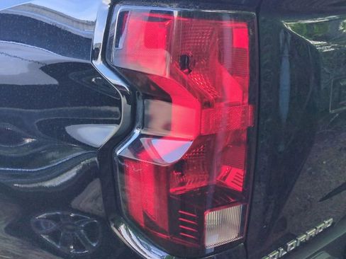 Used 2026 Chevrolet Colorado W/T w/ Advanced Trailering Package RWD image 9